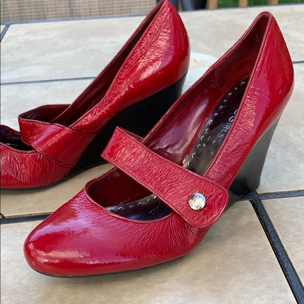 Red BCBG Wedge